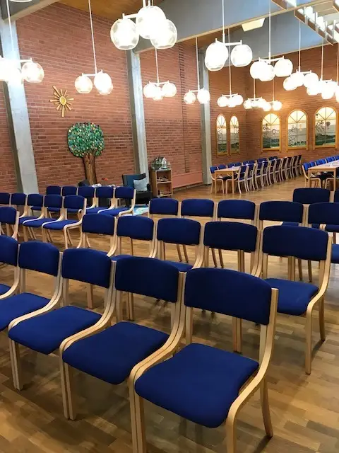 Vinjeta A -sedák překližka