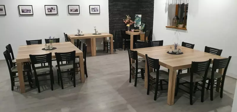 Restaurace penzionu Vinařství Poppovi Šatov