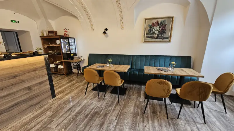 Kavárna Stará Radnice Šatov